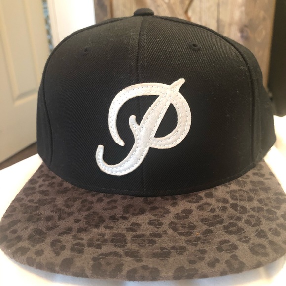 Primitive SnapBack Hat - Picture 1 of 4